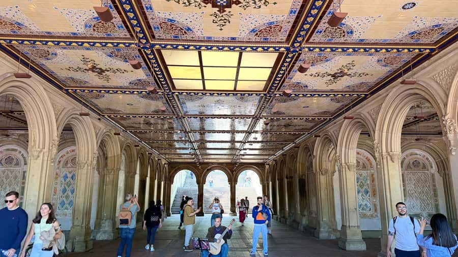 NYC: Central Park Storytelling Pedicab Tour with Theater - How the actor-guide turns Central Park into live theater