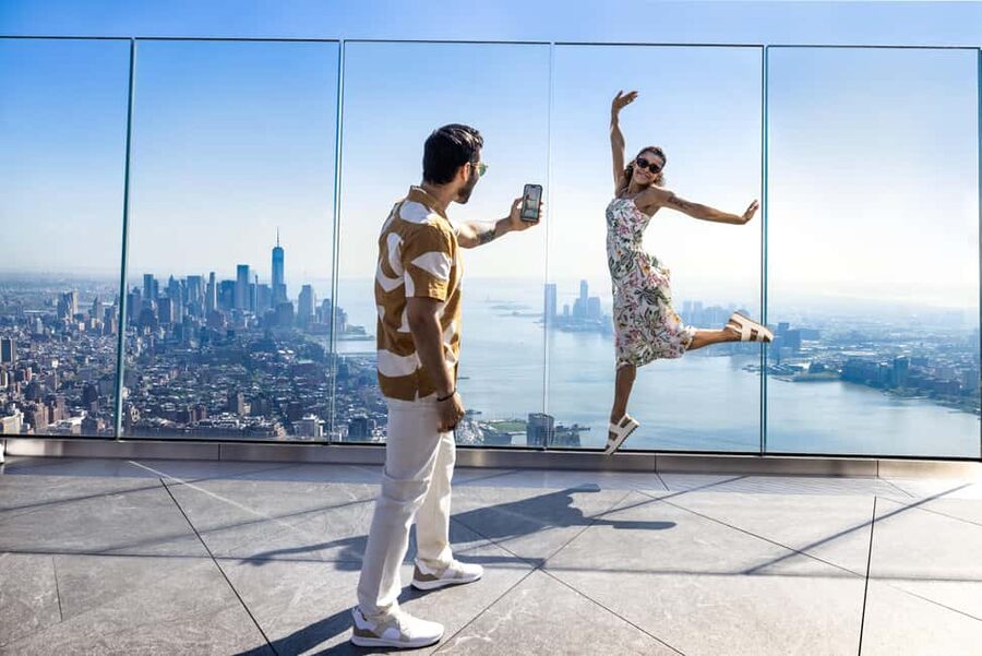 NYC: Chelsea & High Line Tour with Optional Edge Entry - Price and value: what $29 really covers