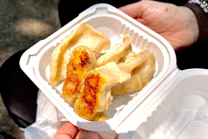 NYC: Chinatown & Little Italy Food Tour with 7 Flavorful Tastings - Route pacing and what you should pack