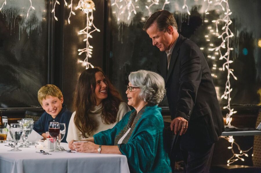 NYC: Christmas Eve Gourmet Brunch or Dinner Harbor Cruise - The vibe: European-style cruising on Christmas Eve