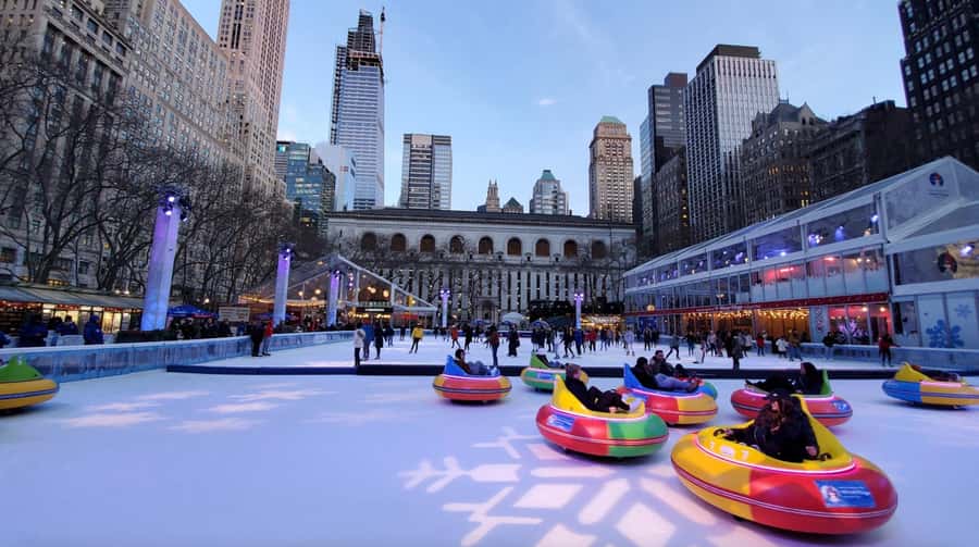 NYC: Christmas Holiday Guided Walking Tour with Dessert - A $35 Christmas walking tour that’s short, focused, and worth the shortcut
