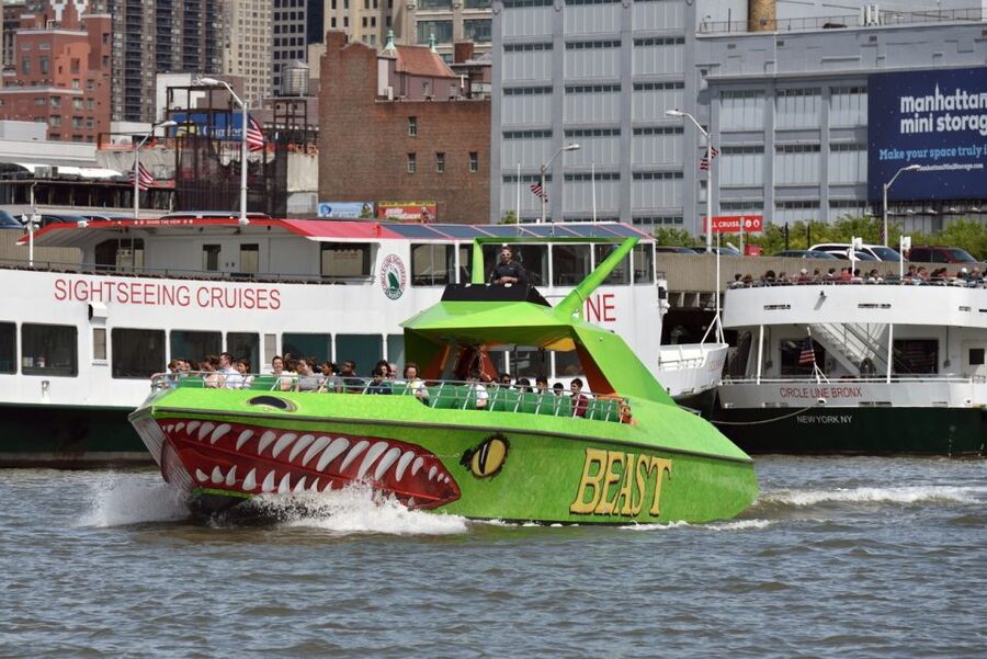 NYC: Circle Line "The Beast" Midtown/Downtown Speedboat Ride - The sights you’ll actually notice from the water