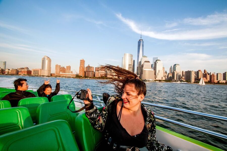 NYC: Circle Line "The Beast" Midtown/Downtown Speedboat Ride - Onboard vibe: music, crew energy, and photo helpers
