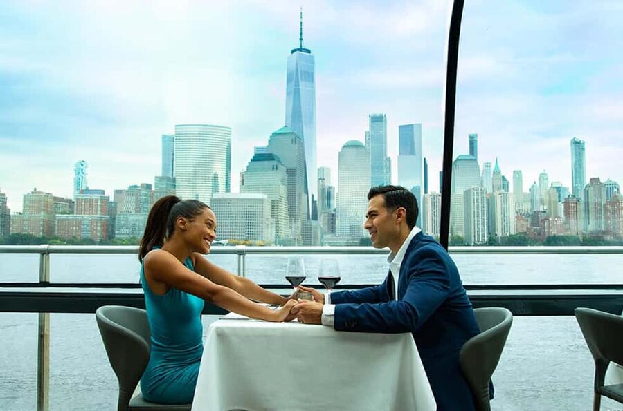 NYC: City Cruises Luxury Brunch, Lunch or Dinner Cruise - Live Entertainment, Pianist Moments, and When to Dance