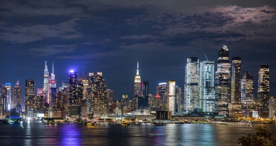 NYC: City Skyline Sightseeing MiniBus Tour at Night - What Makes This Night Skyline Tour Worth $51