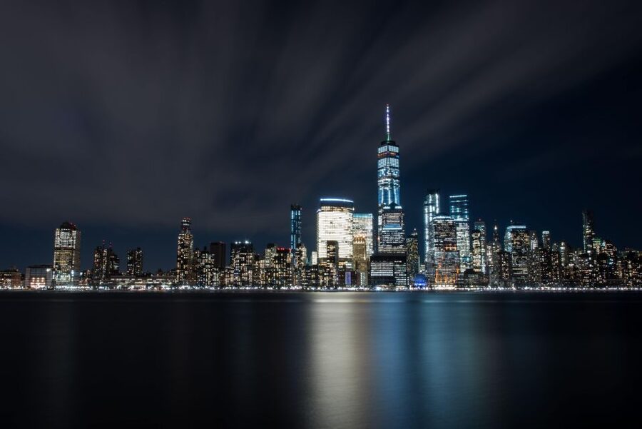 NYC: City Skyline Sightseeing MiniBus Tour at Night - The 4-Hour Rhythm: Photo Stops Without the Chaos