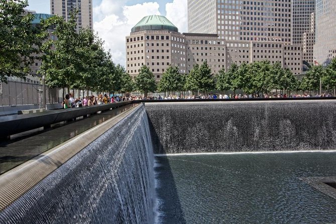 NYC City Tour: Statue of Liberty, 9/11 Memorial, Wall Street - Broad Street to Battery Park: The Simple Plan That Works