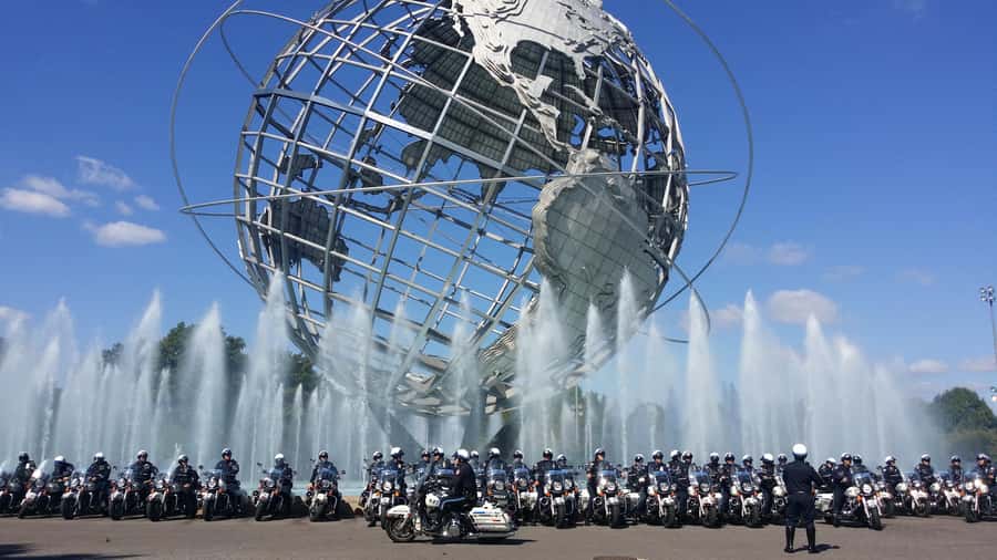 NYC Contrasts Tour: Harlem, Bronx, Bushwick, Queens, and Brooklyn - Who This Tour Fits Best—and Who Might Skip It
