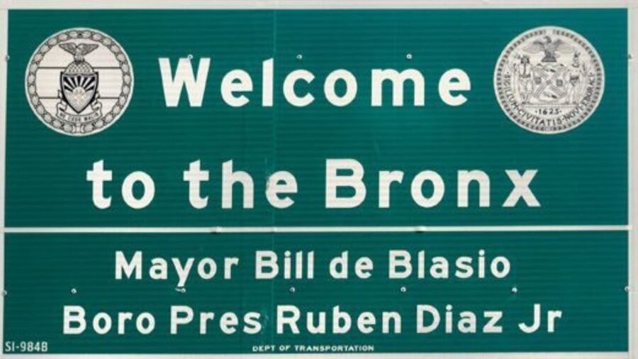 NYC: Contrasts Tour of Harlem, The Bronx, Queens & Brooklyn - Williamsburg’s Jewish Quarter in Brooklyn, and why the ending options matter