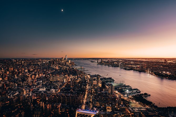 NYC Edge Observation Deck at Hudson Yards Admission Ticket - Champagne Bar Treats: Included Views, Extra Drinks