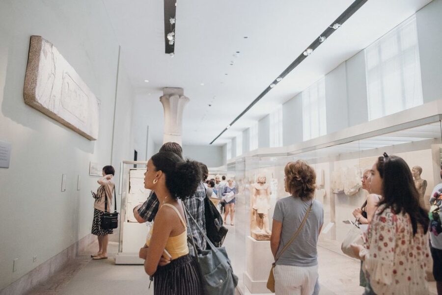NYC: Express Highlights Tour of the MET Museum - Greek statues plus European masters like Van Gogh and Monet