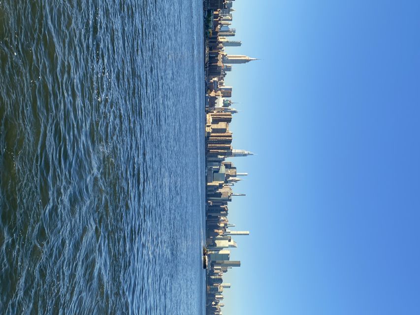 NYC | French guided tour Bushwick & Williamsburg - River Views and the Manhattan Skyline Reset