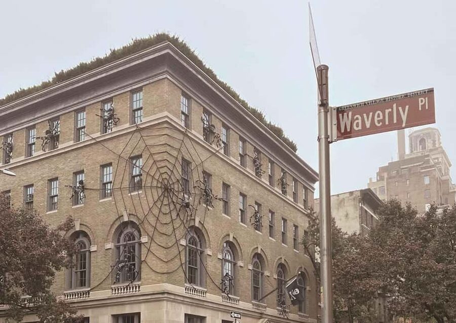 NYC | French guided tour Halloween in Greenwich Village - Before You Go: Where to Meet and What to Wear