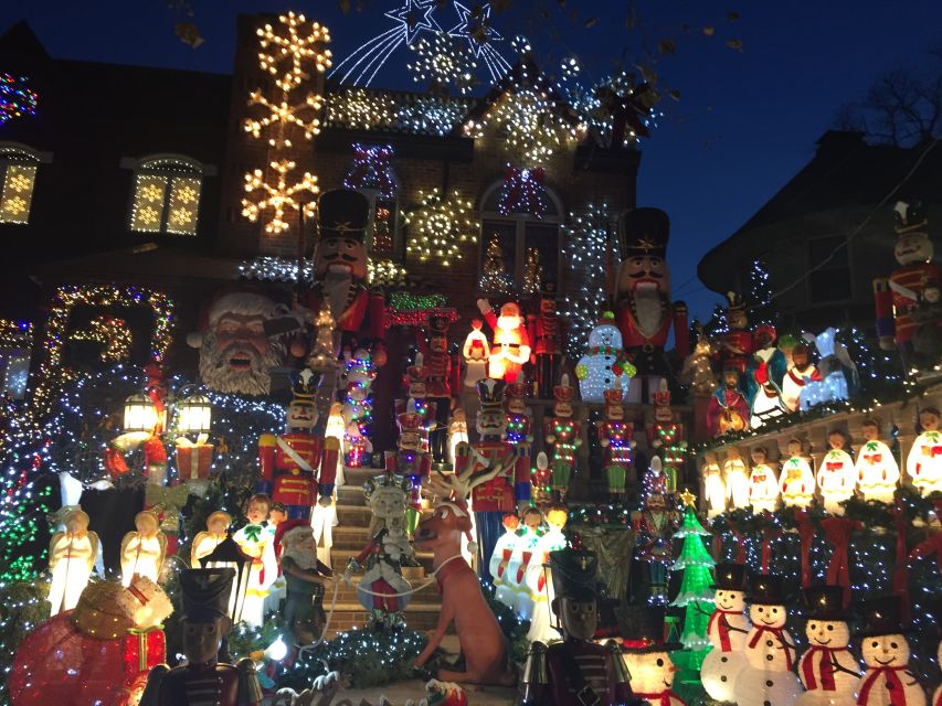 NYC | French guided tour of Christmas in Brooklyn - Guide Style in the Real World: When It Feels Worth It