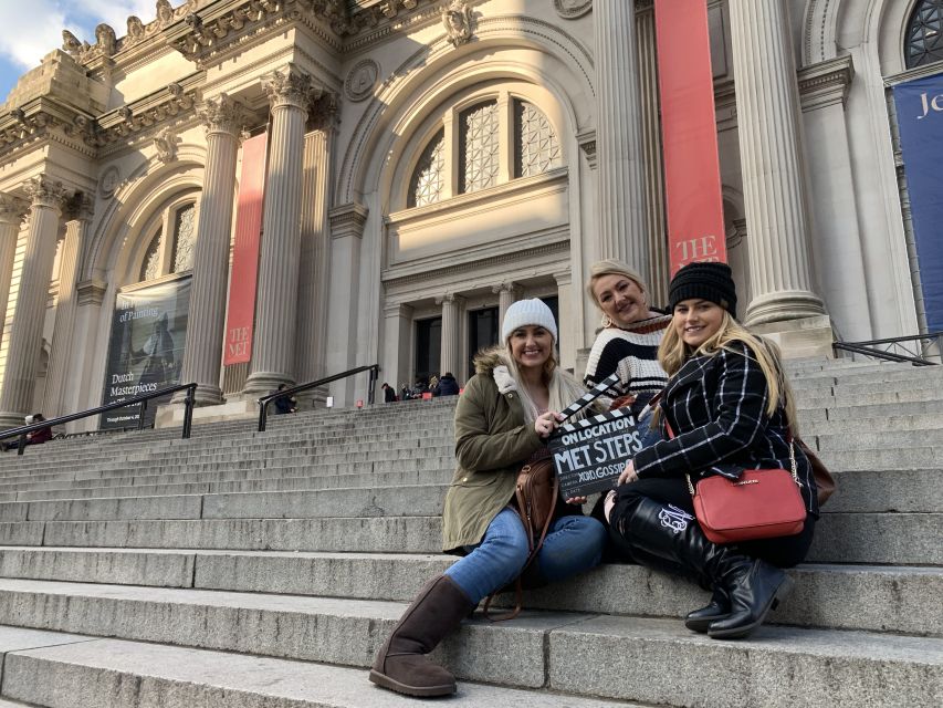 NYC: Gossip Girl Sites Bus Tour - Guide quality: when humor, photos, and energy matter