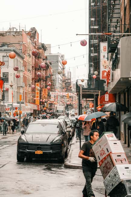NYC: Greenwich, SoHo, Little Italy and Chinatown Tour - SoHo Cast-Iron Buildings: Why This Neighborhood Looks the Way It Does