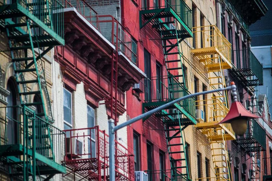 NYC: Greenwich, SoHo, Little Italy and Chinatown Tour - Greenwich Village Streets: Townhouses, Jazz Corners, and Hidden Social Life