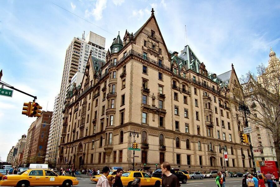 NYC: Guided Bus and Walking Tour with Staten Island Ferry - A 6-hour New York sampler that actually saves your energy