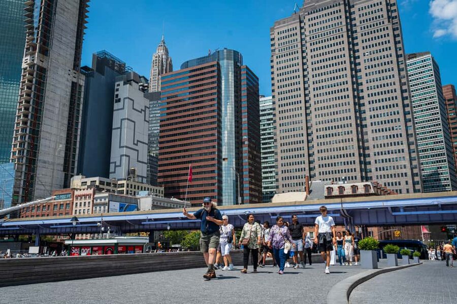 NYC: Half-Day Luxury Bus Tour of Top Highlights - Hudson Yards and the Return Near Macy’s: Clean Wrap-Up