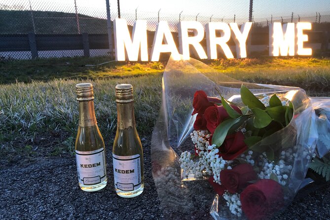 NYC Helicopter Proposal Tour with Photos and Champagne - Why an NYC helicopter proposal works (and what makes this one feel “complete”)