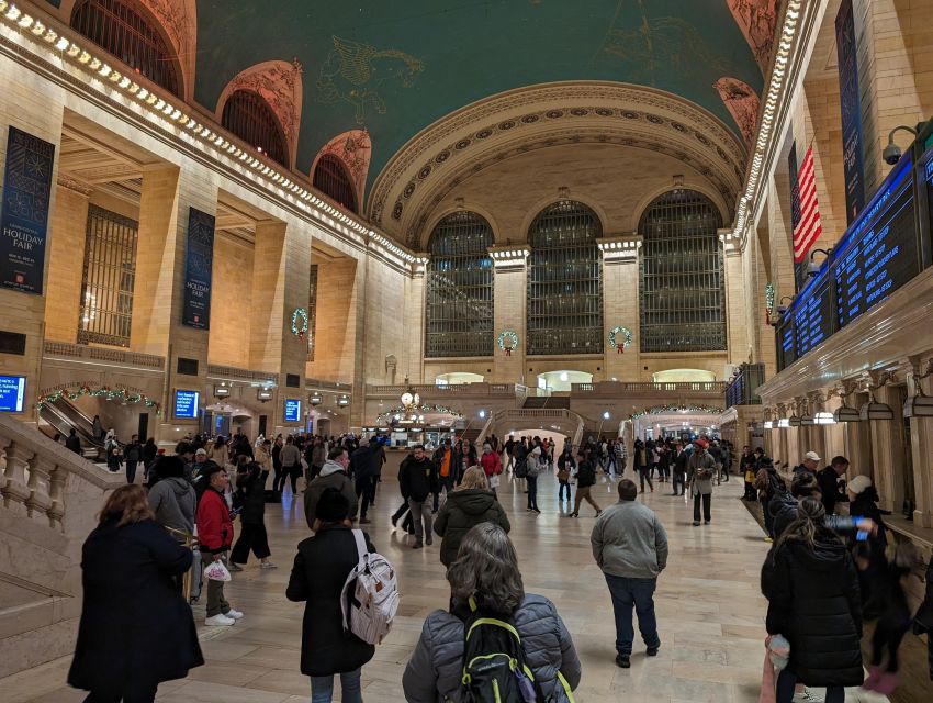 NYC: Holiday Lights Guided Bus Tour - Key highlights you’ll care about