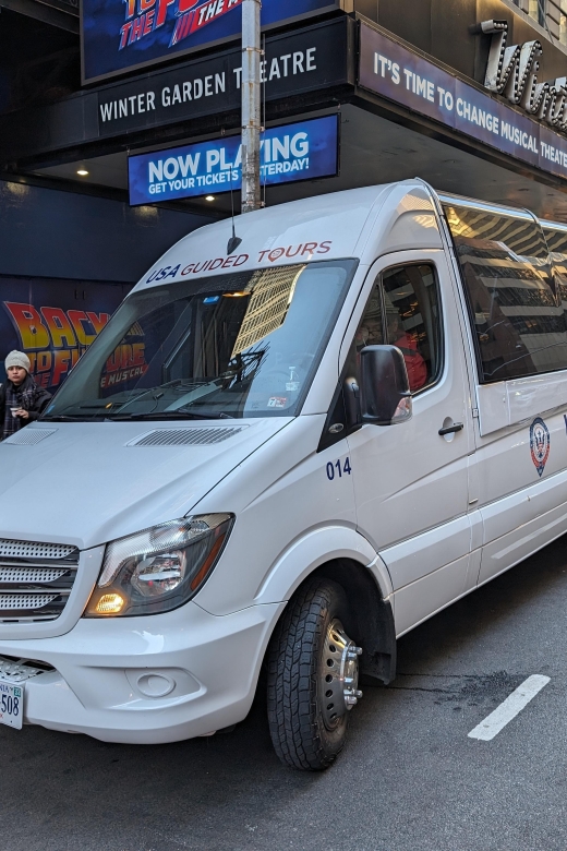 NYC: Holiday Lights Guided Bus Tour - Grand Central Terminal: the inside stop you’ll remember
