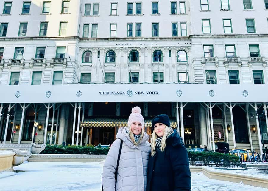 NYC: Home Alone 2 & Elf Locations Tour in Central Park Tour - Starting at Petrossian: how to find your pickup fast