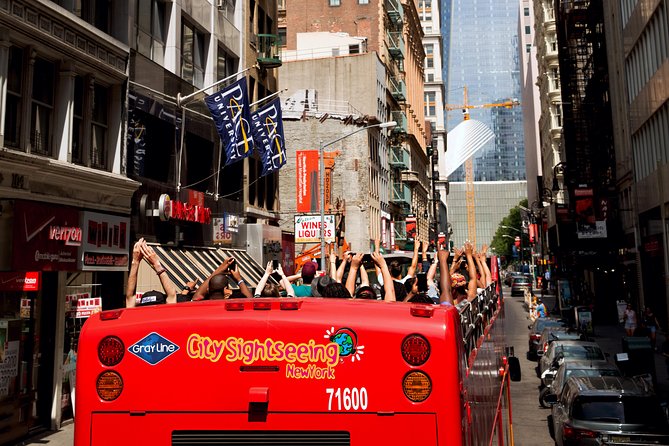 NYC Hop-on Hop-off Downtown Tour plus One Attraction - Stops 10 to 12: World Trade Center Area and the Hudson Yards Add-On