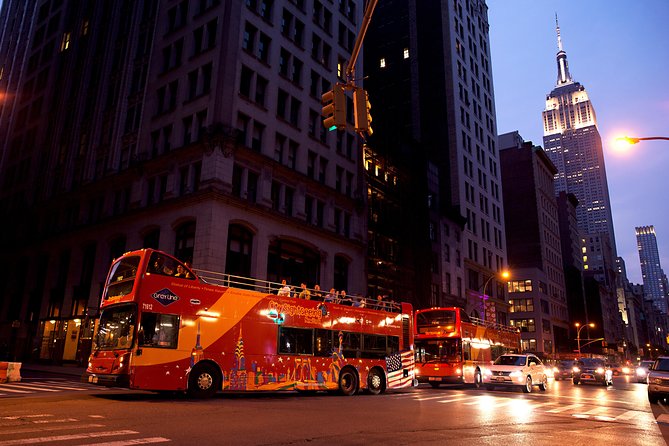 NYC Hop-on Hop-off Downtown Tour plus One Attraction - Stops 6 to 9: Chinatown, Brooklyn Bridge Views, Charging Bull, and the Trinity Area