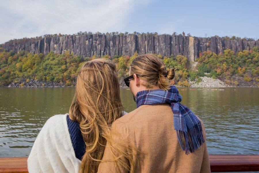 NYC: Hudson River Fall Foliage Sailing Trip - Group size and what that means for your experience