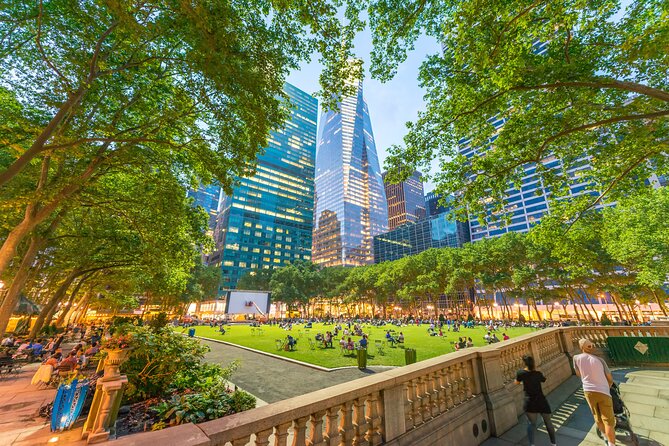 NYC Iconic Sights and Skyline Views with SUMMIT Ticket Option - New York Public Library: Lions and the Rose Room Feel (But Entry Costs Extra)