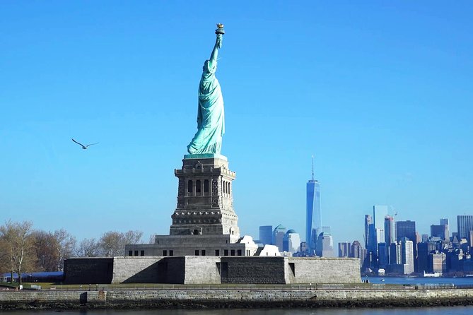 NYC in a Day Tour: Statue of Liberty, Times Square and More - Times Square meets St. Patrick’s Cathedral: the Midtown story arc