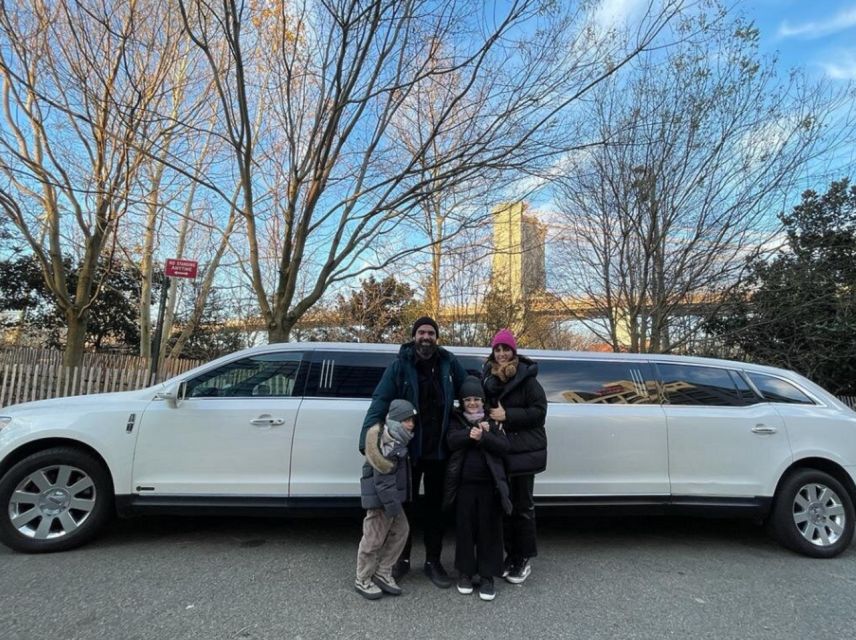 NYC Limousine Tour By Stretch Limo-King And Queen Limo NYC - Lower Manhattan (About 75 Minutes): Wall Street and Financial District Hits Fast