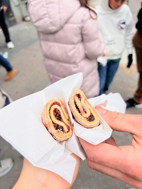 NYC: Lower East Side Walking and Food Tasting Tour - Russ & Daughters tasting: where the tour widens the menu