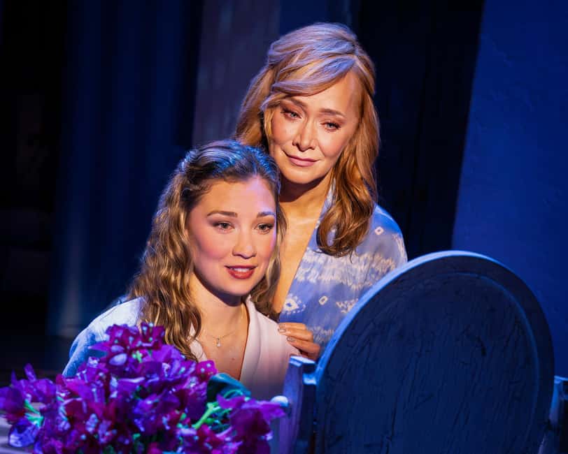 NYC: Mamma Mia! the Musical on Broadway - Dress smart casual: what you actually need to wear