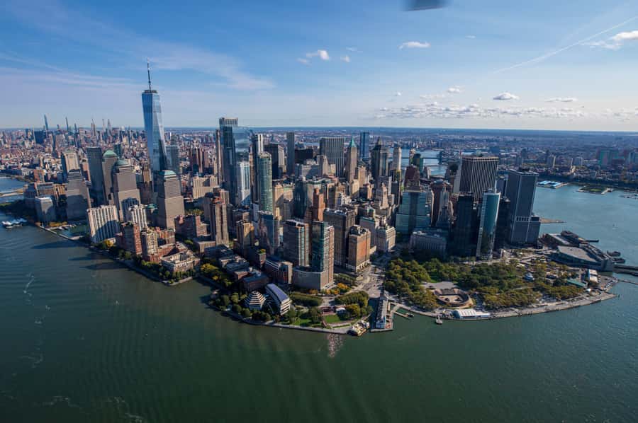 NYC: Manhattan Sightseeing Helicopter Tour - Manhattan Helicopter Tour: The short ride that hits the highlights