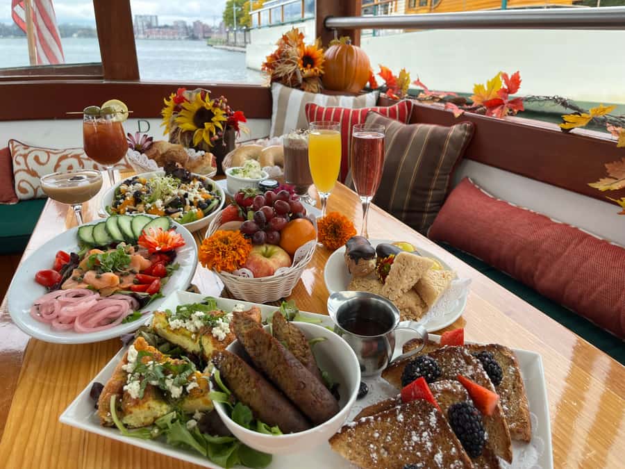 NYC: Manhattan Skyline Brunch Cruise with a Drink - Price and Value: Is $139 Worth It?