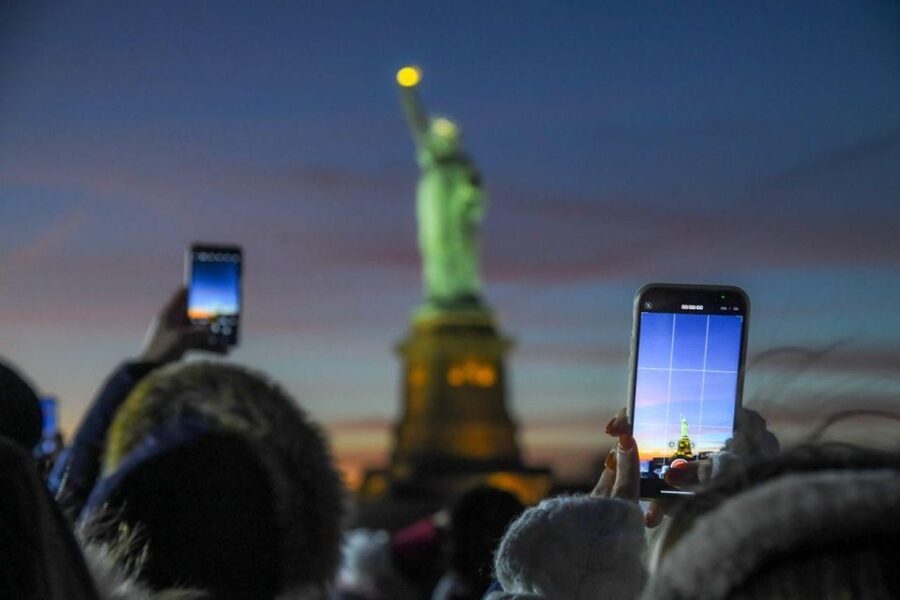 NYC: Manhattan & Statue of Liberty Cruise with Shuttle Bus - Key things to know before you go
