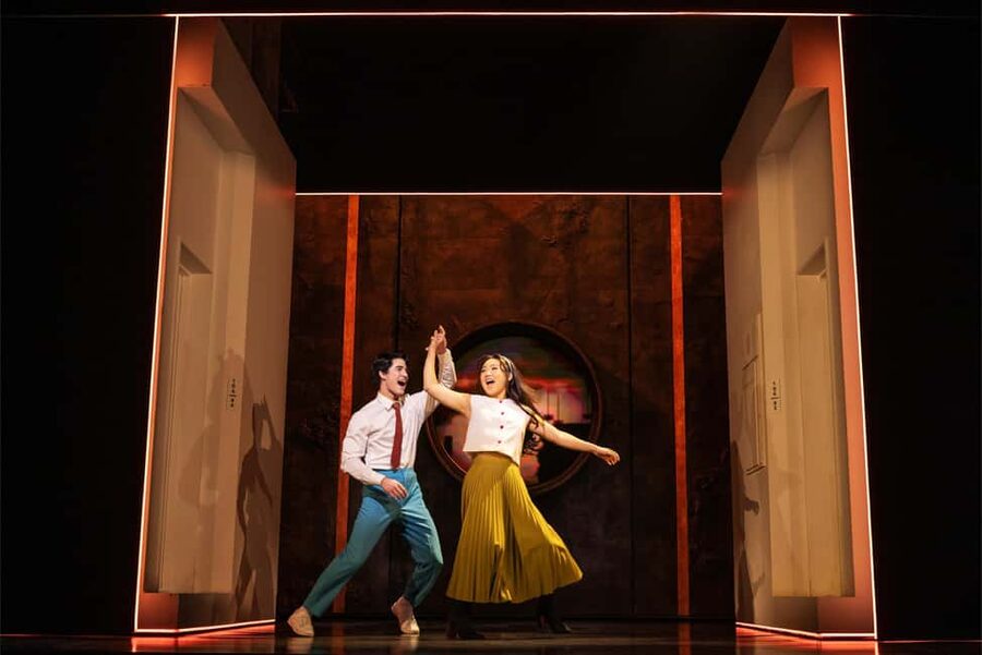 NYC: Maybe Happy Ending on Broadway - Story you can follow: Oliver, Claire, and the end of a warranty