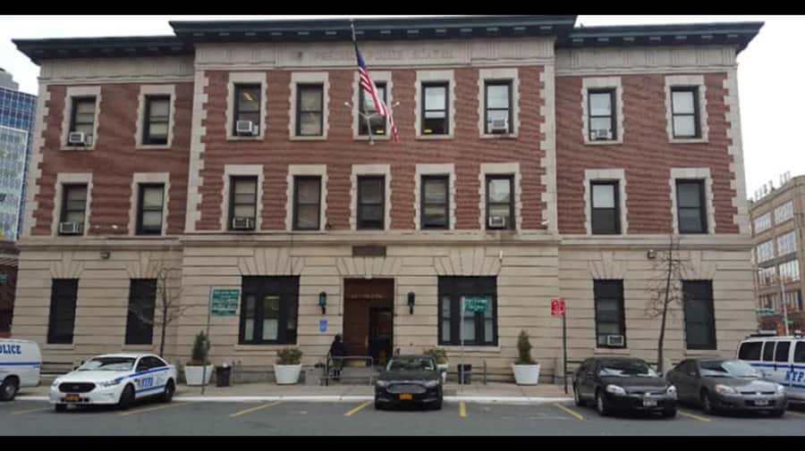 NYC: New York City Contrasts Tour through Harlem, The Bronx, Queens and Brooklyn - Who should book this tour (and who should skip it)