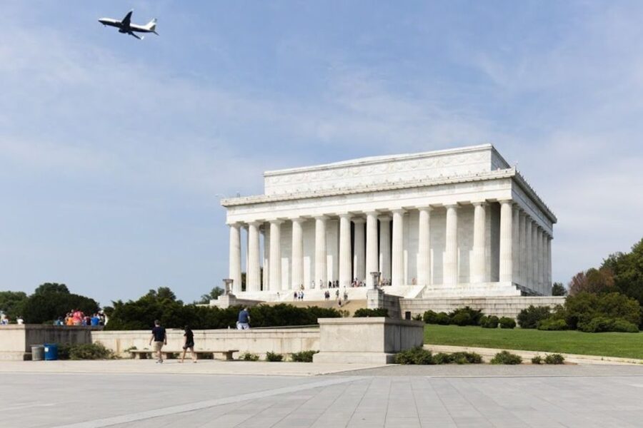 NYC: Niagara Falls, Philadelphia, Washington DC 4-Day Tour - Day 1: Watkins Glen Canyon to Niagara Falls at Night