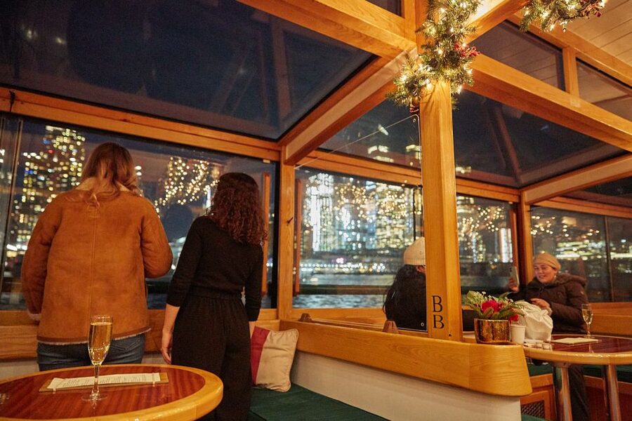 NYC: Night Holiday Lights and Cocoa Cruise - Key Things to Know Before You Go