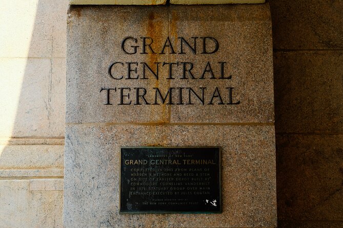 NYC: Official Grand Central Terminal Tour - Guides make the difference: what to expect from the storytelling style