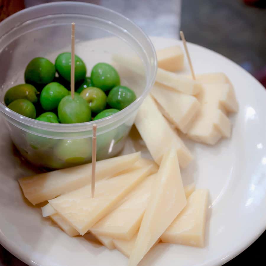 NYC: Original Chinatown and Little Italy Foodie Tour - A 3-Hour Plan That Feels Like a Meal, Not a Tour Schedule