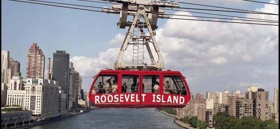 NYC: Panoramic Tour by Air, Water and Land - Meeting Matto Espresso and getting on the right track