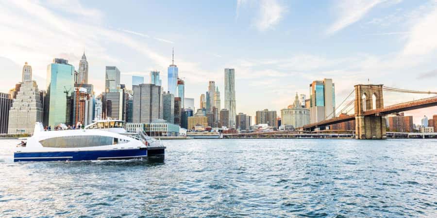 NYC: Panoramic Tour by Air, Water and Land - Cable car over Roosevelt Island: quick height, big payoff