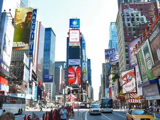 NYC Pedicab Tours: Central Park, Times Square, 5th Avenue - Grand Central Terminal and the Chrysler Building: art deco you can actually see