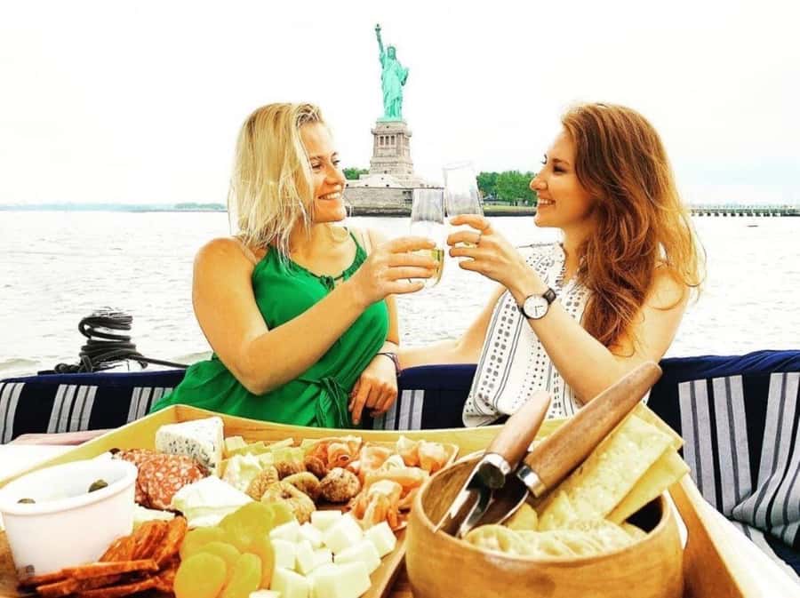 NYC: Private Champagne Sail to the Statue of Liberty - Best for: who will enjoy this most (and who should reconsider)