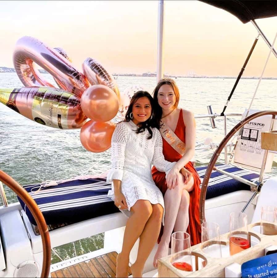 NYC: Private Champagne Sail to the Statue of Liberty - A few smart tips before you go