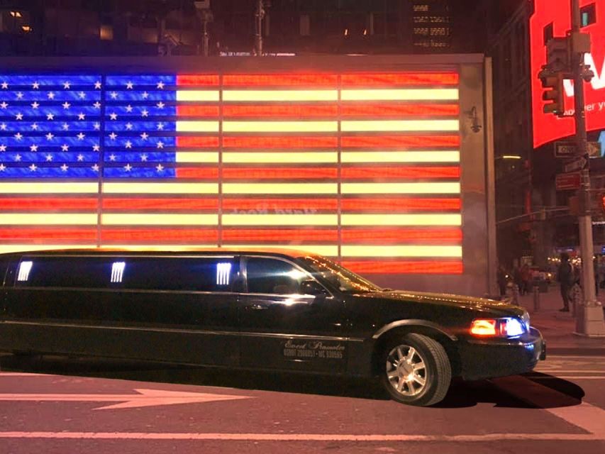 NYC: Private Home Alone 2 Stretch Limousine Tour with Pizza - Film spots you’ll see: Midtown icons plus Central Park scale